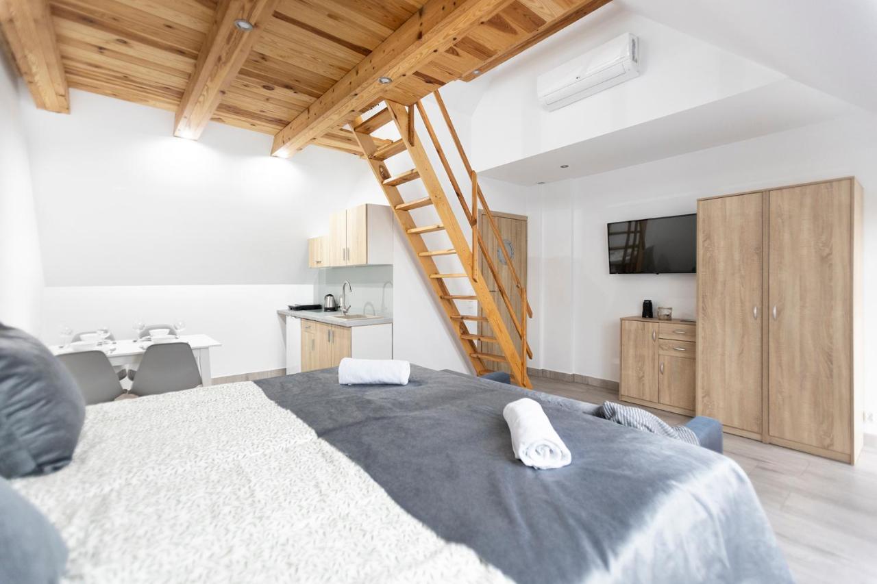 Galeon Apartamenty Mikołajki Exterior photo