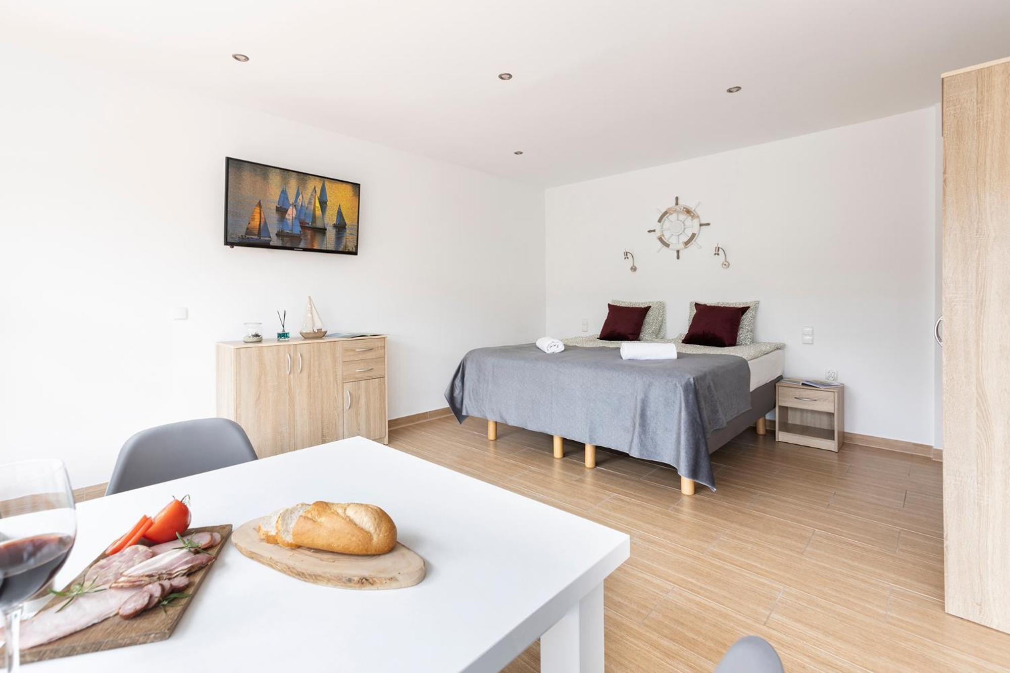 Galeon Apartamenty Mikołajki Exterior photo